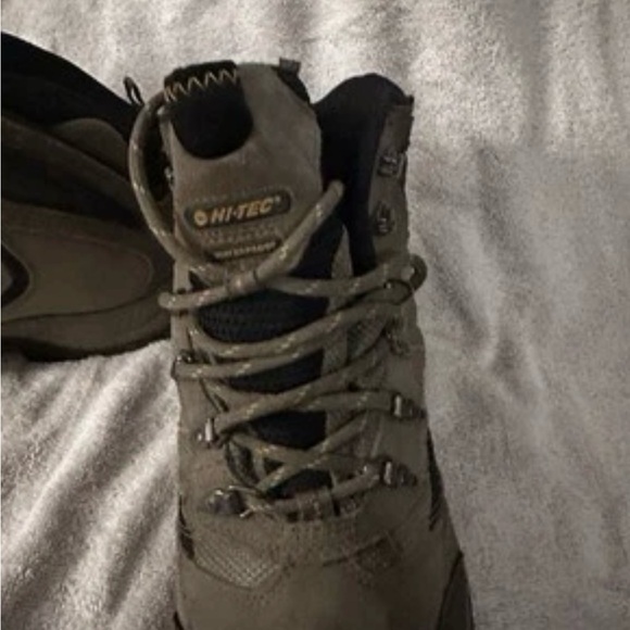 Hi-Tech Men's Natural Hiking Boots Gray Suede Mesh Shoes Mid Waterproof Size 8.5 - Picture 2 of 10